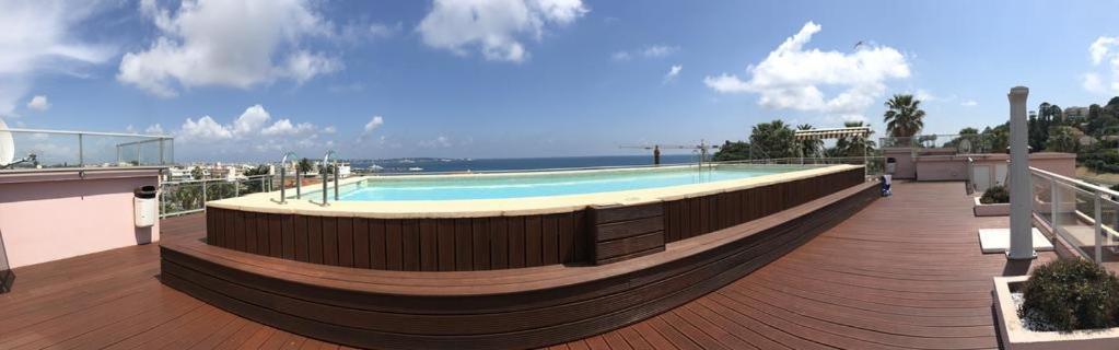 Apt Golfe Juan - 5Min Des Plages - Parking Privee - Piscine Rooftop 瓦洛里 外观 照片